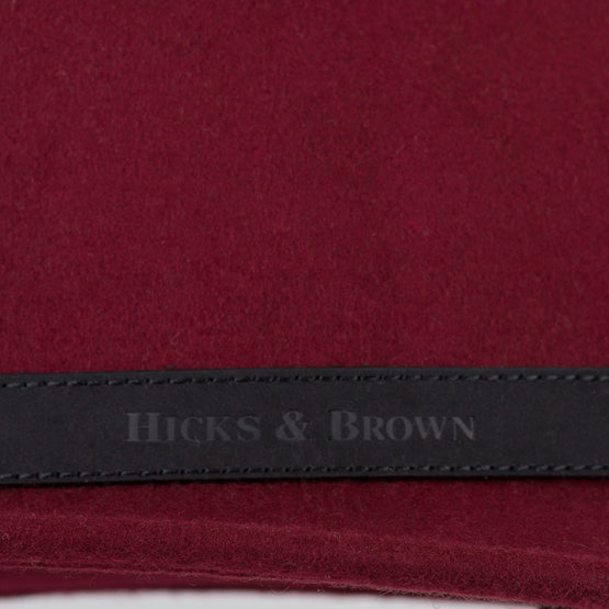 The Suffolk Fedora in Maroon (Bronze Feather)